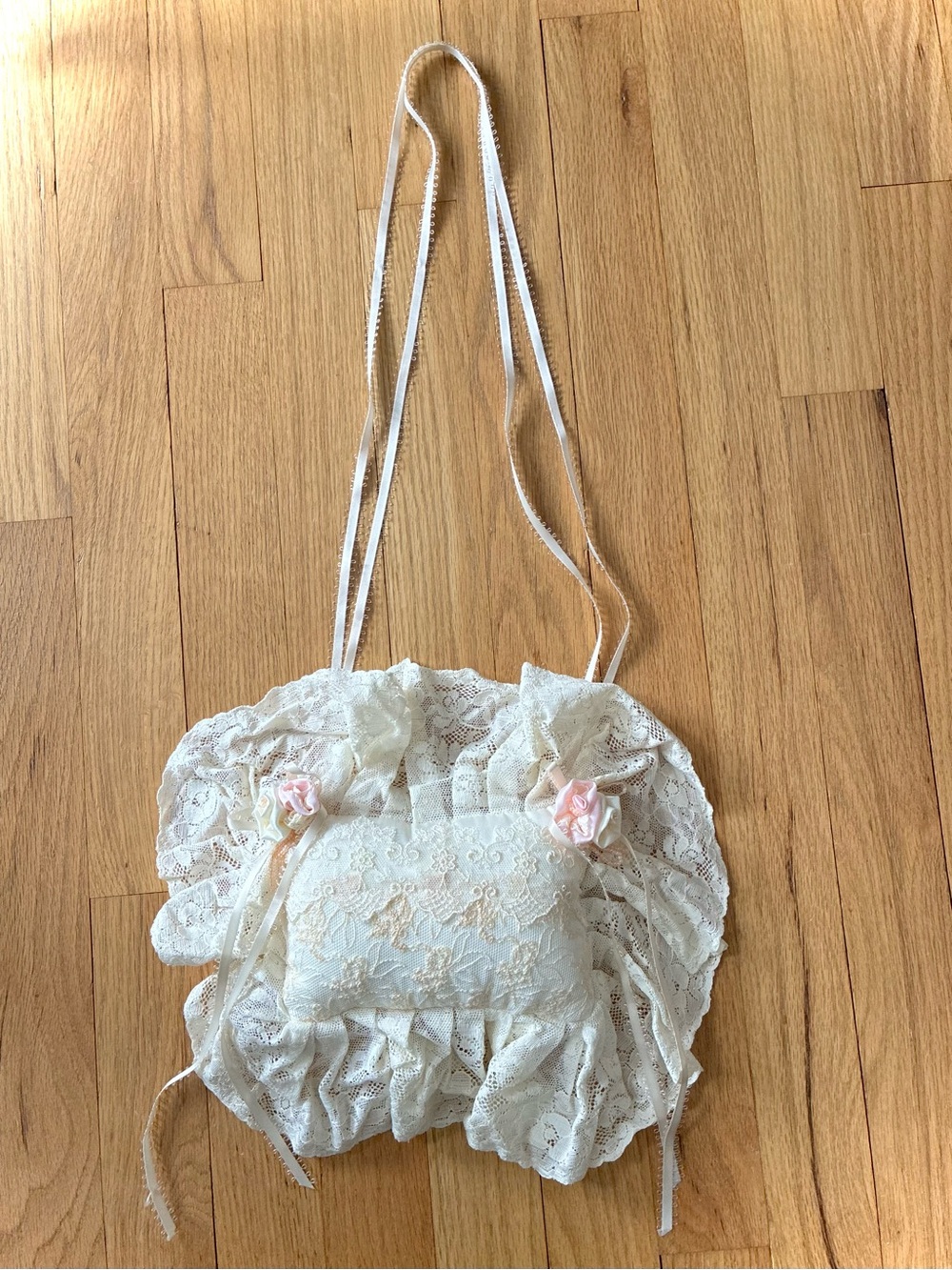 NWOT Saks Fifth Avenue Vtg Ring Bearer Pillow, Hangable, Made in England 80s